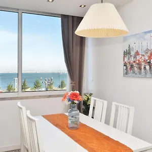 Tejo Blue & Bright - Checkinhome Appartamento Lisbona