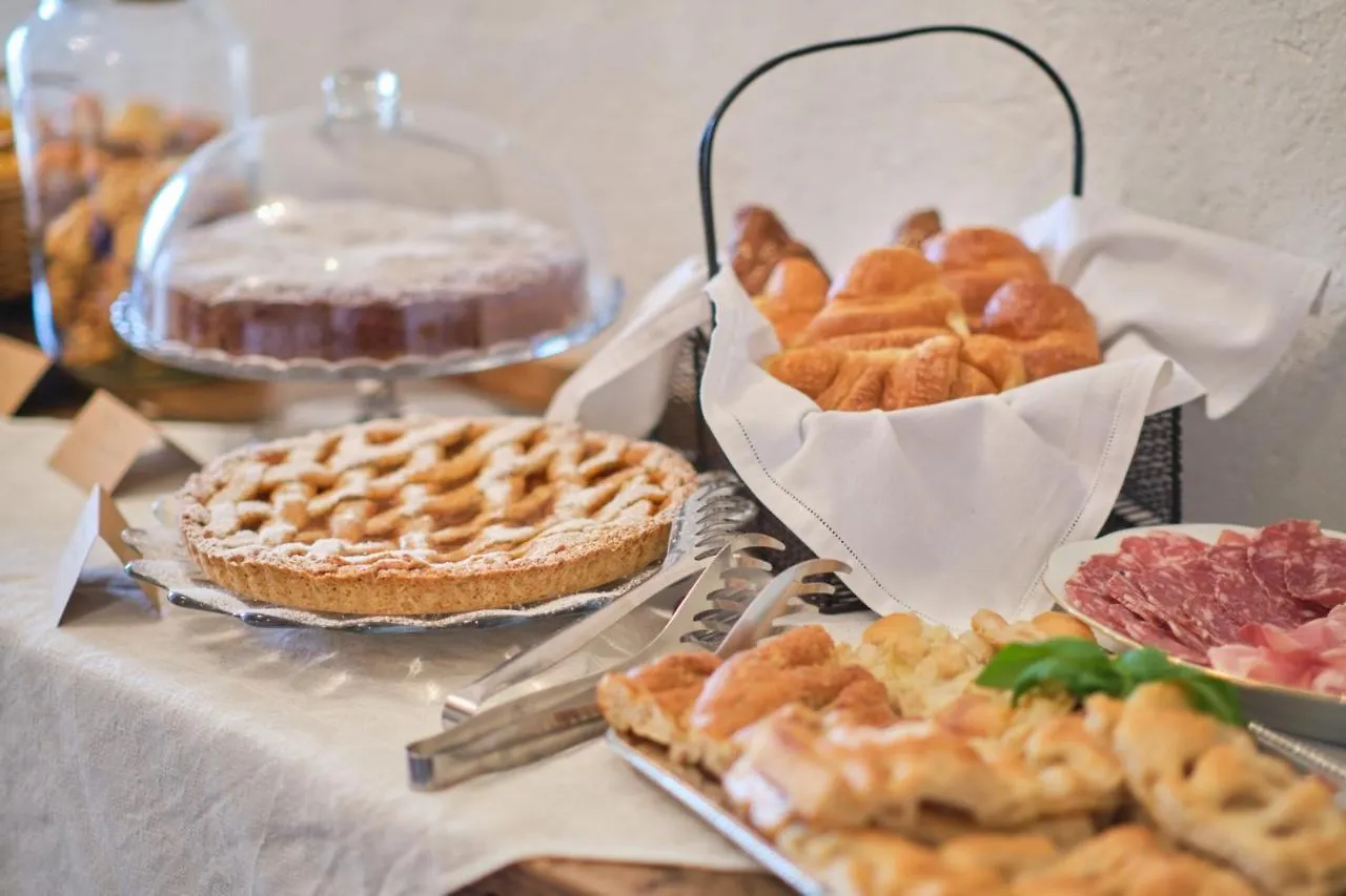 Farm stay Agriturismo Le Merline Arnasco Italy